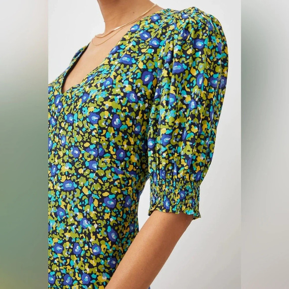 NWOT Rails Roma Mini Dress Abstract Garden Floral Green V-neck Puff Sleeves - Picture 3 of 13